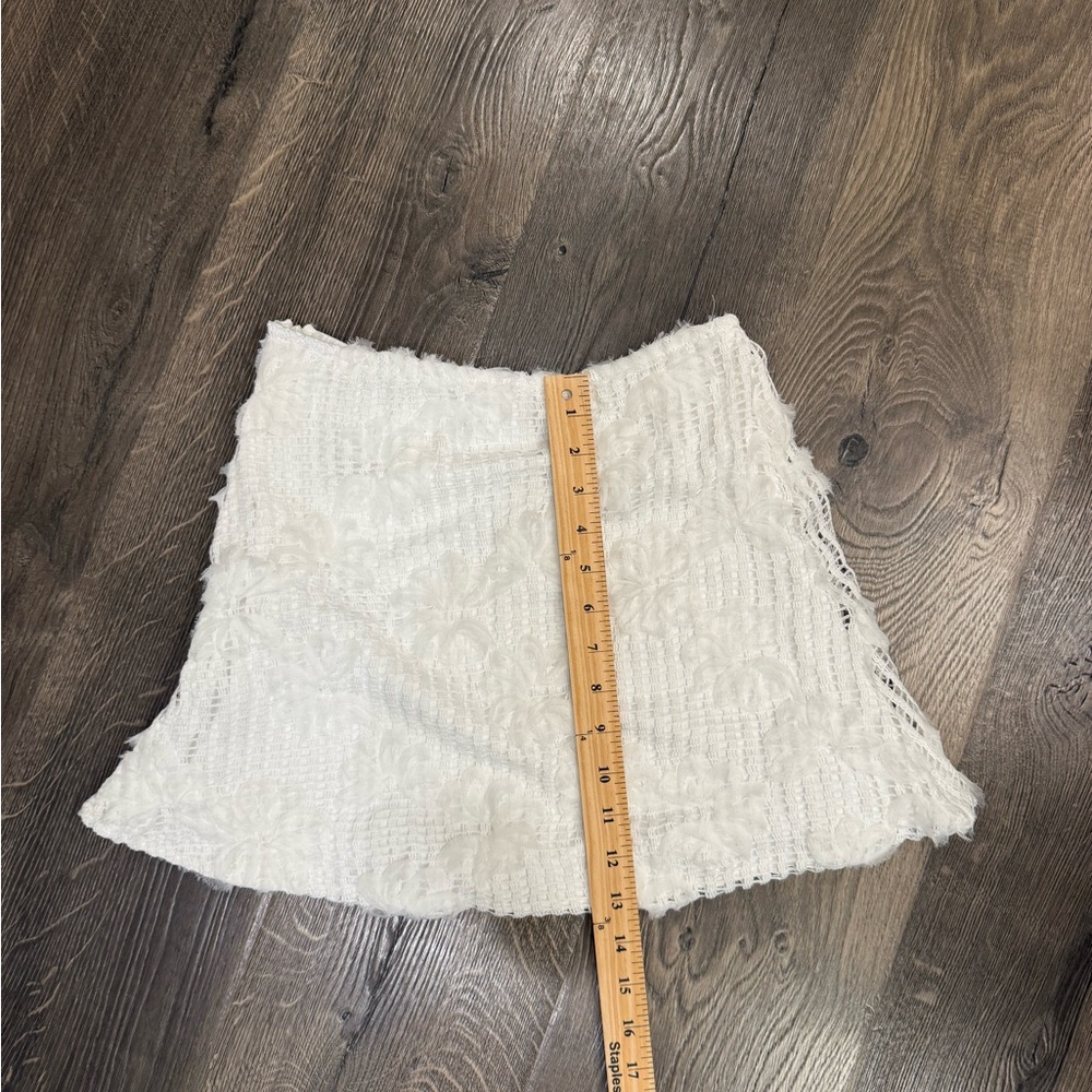 White Tie Halter and Mini Skirt Set - Picture 4 of 7